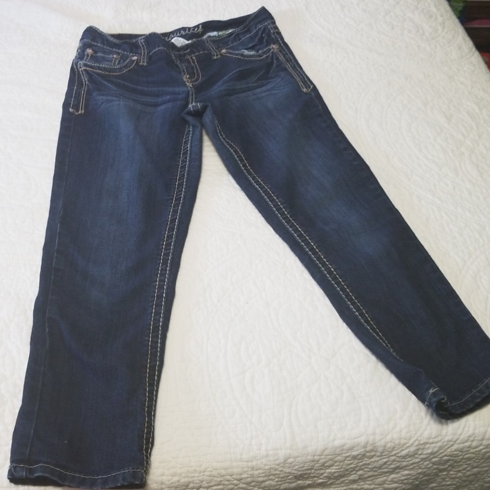 Capris - Picture 2 of 2